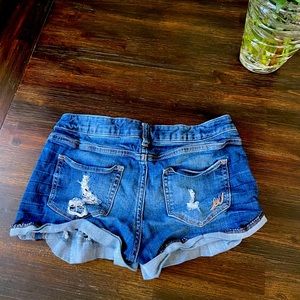 Denim shorts express